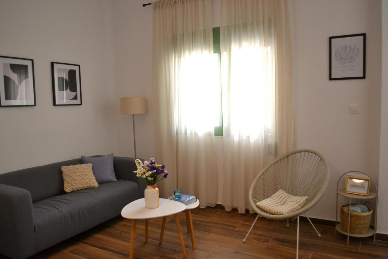 Yannis Guest House Aegina Buitenkant foto